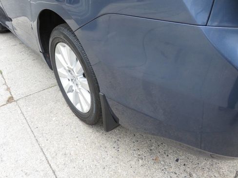 Used 2014 Toyota Sienna XLE image 36