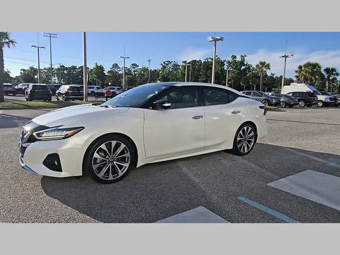 Used 2023 Nissan Maxima Platinum w/ Sport Mat Group FWD image 24