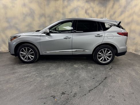 Used 2023 Acura RDX Technology Package SH-AWD image 3