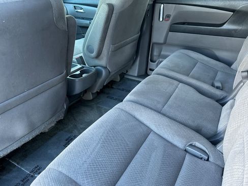 Used 2016 Honda Odyssey EX image 4