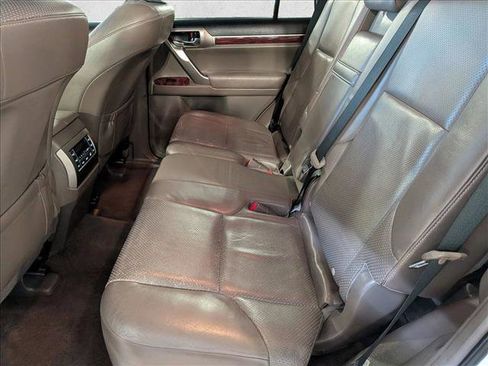 Used 2010 Lexus GX 460 image 18