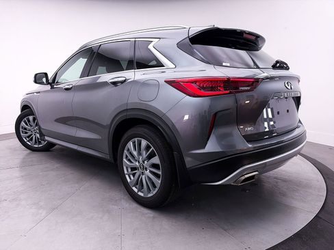 Used 2025 INFINITI QX50 Luxe image 2