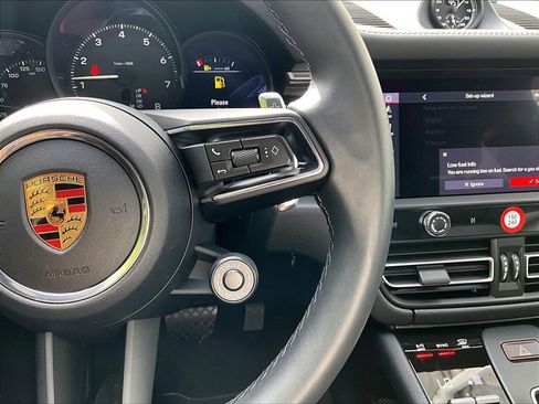 Certified 2026 Porsche Macan AWD/4WD image 24