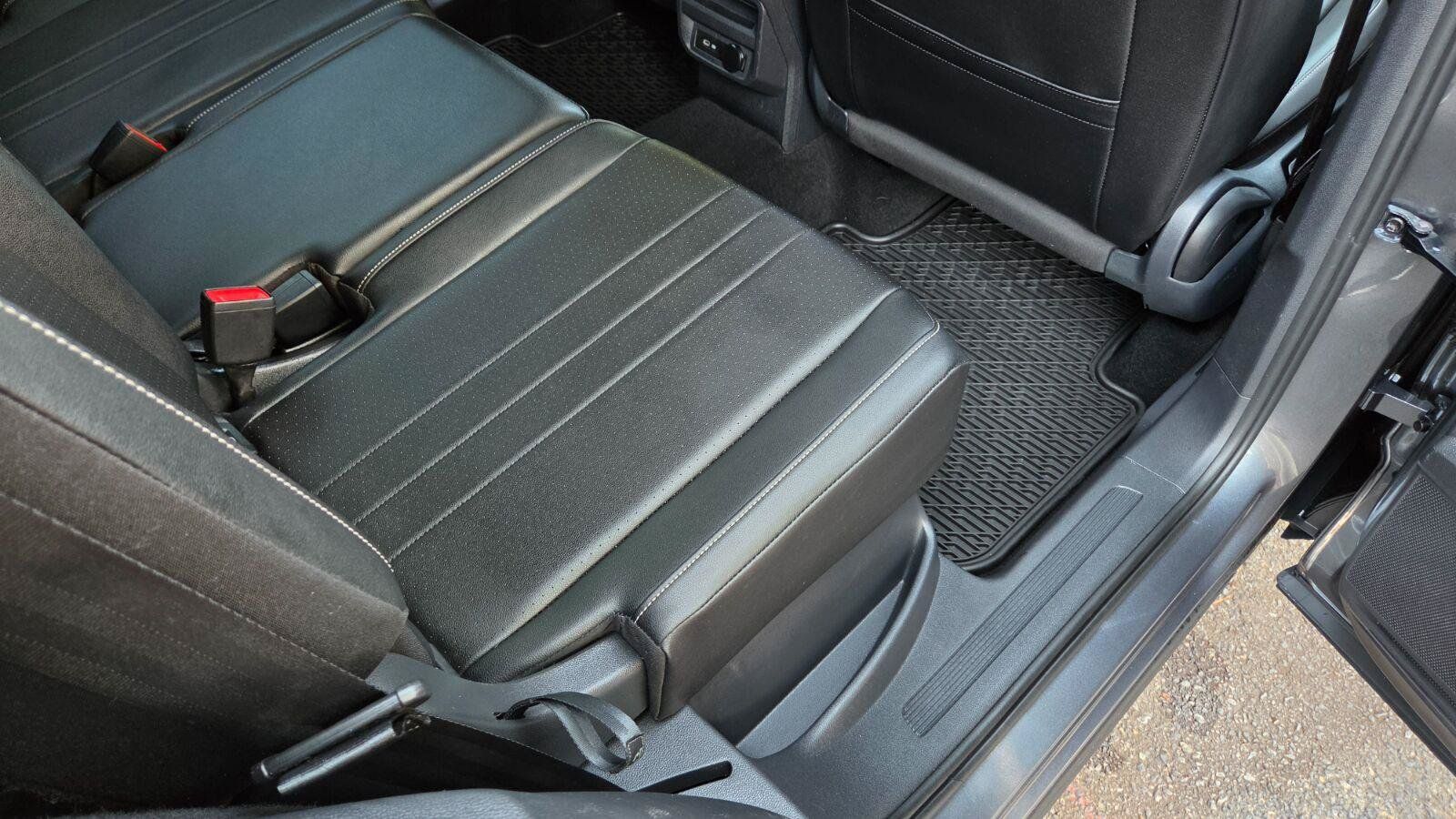Certified 2023 Volkswagen Tiguan SE AWD/4WD image 52