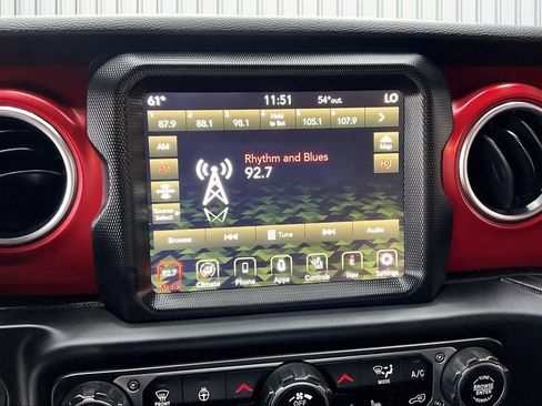 Used 2023 Jeep Wrangler Rubicon w/ LED Lighting Group AWD/4WD image 9