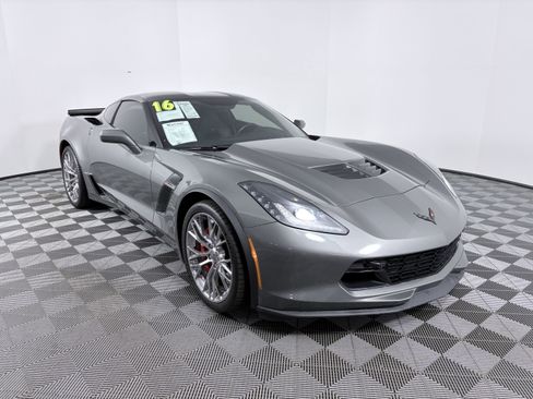 Used 2016 Chevrolet Corvette Z06 w/ 3LZ Preferred Equipment Group image 8