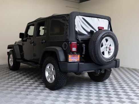 Used 2012 Jeep Wrangler Unlimited Sport image 14