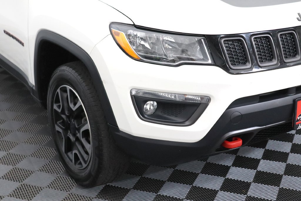 Used 2019 Jeep Compass Trailhawk AWD/4WD image 9