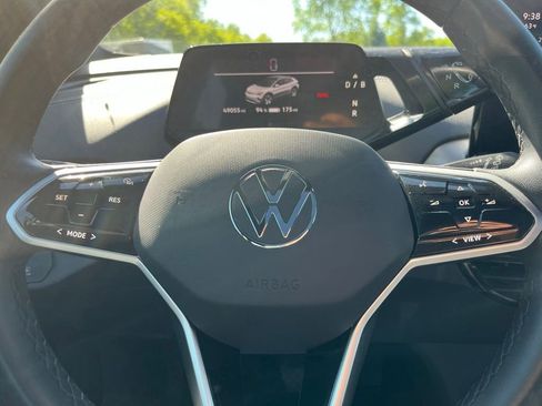 Certified 2023 Volkswagen ID.4 S RWD image 18