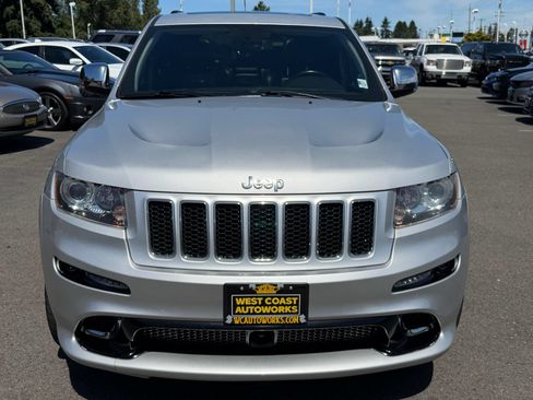 Used 2012 Jeep Grand Cherokee SRT8 w/ Luxury Group II AWD/4WD image 2