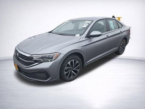 Certified 2022 Volkswagen Jetta S FWD image 3