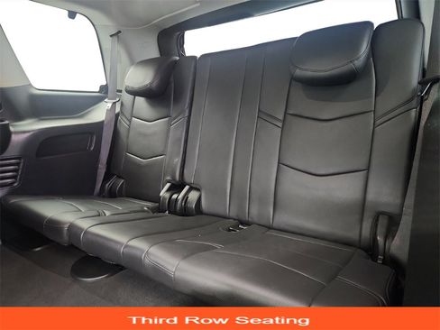 Used 2019 Cadillac Escalade Luxury image 24