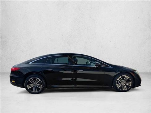 Certified 2022 Mercedes-Benz EQS 580 4MATIC Sedan image 7