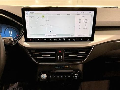 Used 2024 Ford Escape Platinum image 15