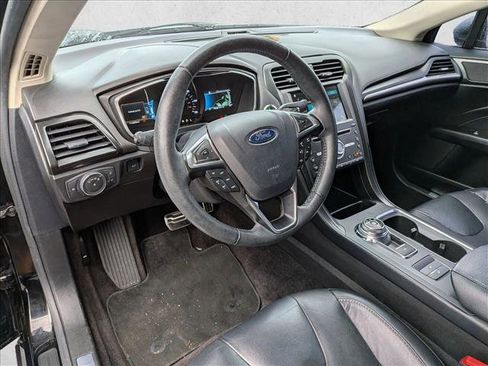 Used 2017 Ford Fusion Energi Titanium image 10