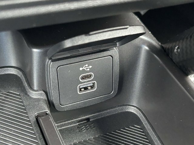 New 2026 Ford Bronco Raptor w/ Interior Carbon Fiber Pack AWD/4WD image 21