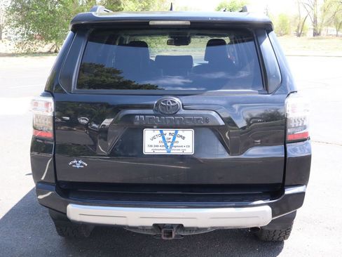 Used 2022 Toyota 4Runner TRD Off-Road Premium w/ Moonroof Package image 6