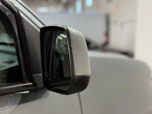 Used 2021 Chevrolet Colorado LT w/ Safety Package image 13