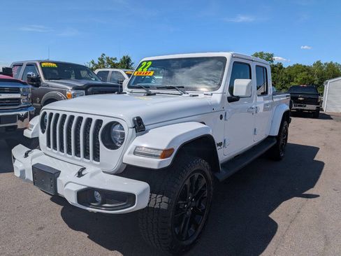 Used 2022 Jeep Gladiator High Altitude AWD/4WD image 3