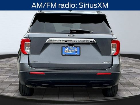 Used 2022 Ford Explorer XLT AWD/4WD image 5