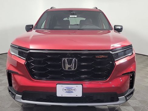 Certified 2023 Honda Pilot TrailSport image 13