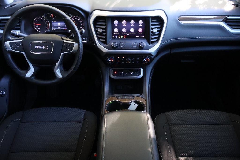 Certified 2023 GMC Acadia SLE w/ Driver Convenience Package FWD image 15