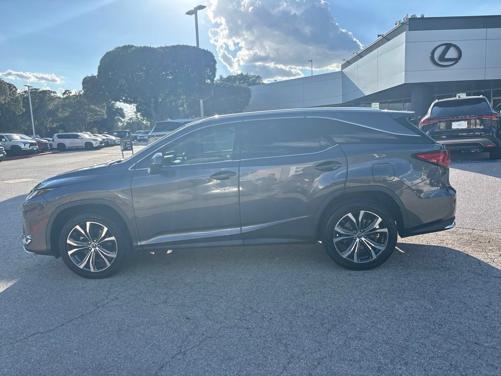 Used 2022 Lexus RX 350L FWD w/ Premium Package image 2