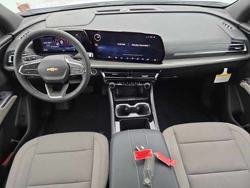 New 2026 Chevrolet Traverse LT image 15