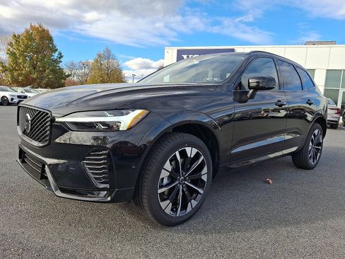 New 2026 Volvo XC60 B5 Plus w/ Protection Package Premier AWD/4WD image 2