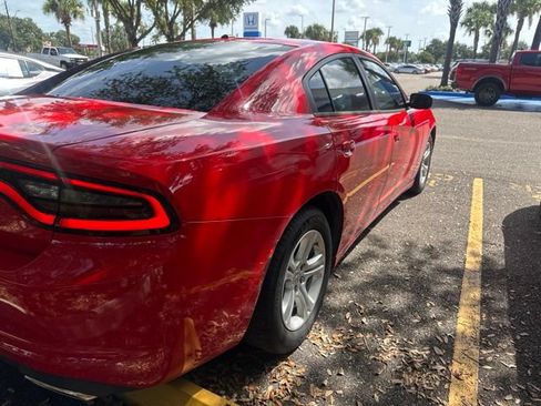 Used 2022 Dodge Charger SXT RWD image 4