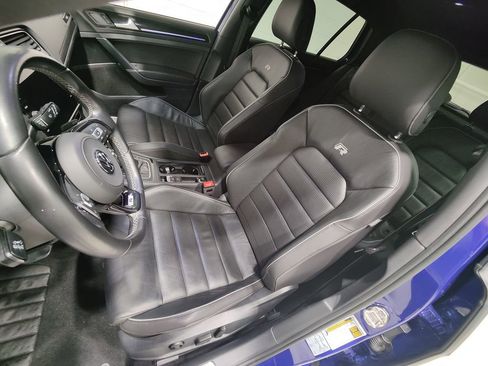 Used 2019 Volkswagen Golf R 4-Door image 27