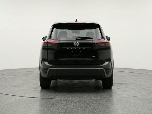 Used 2025 Nissan Rogue SV FWD image 7