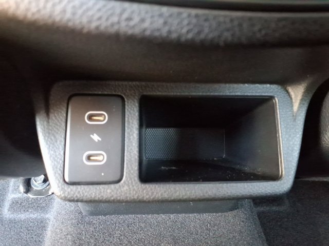 Used 2024 Kia Seltos EX AWD/4WD image 16