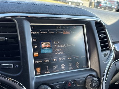 Used 2016 Jeep Grand Cherokee High Altitude image 25