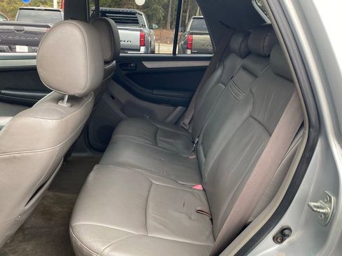 Used 2004 Toyota 4Runner SR5 image 8