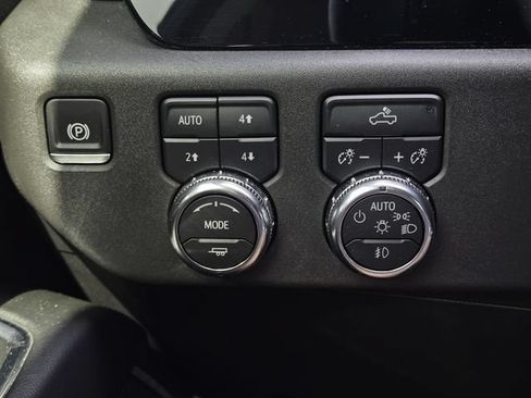 Used 2024 GMC Sierra 1500 Elevation w/ X31 Off-Road Package AWD/4WD image 22