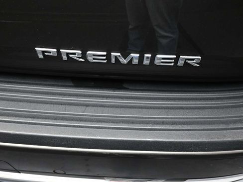 Used 2021 Chevrolet Tahoe Premier w/ Premium Package AWD/4WD image 76