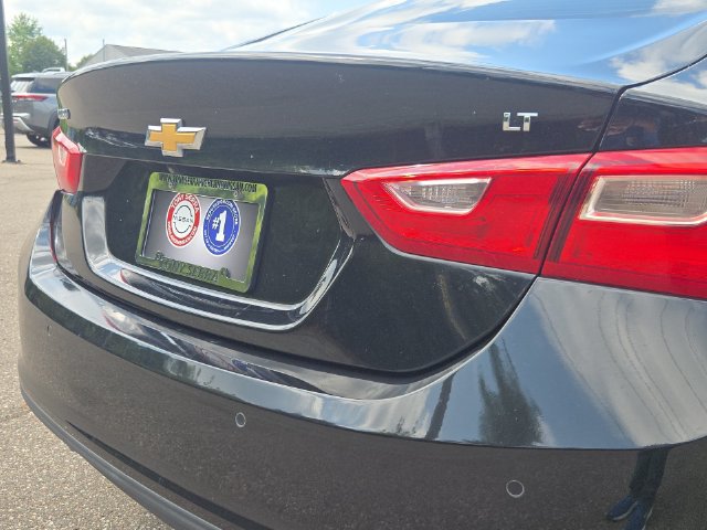 Used 2018 Chevrolet Malibu LT w/ Driver Confidence Package FWD image 26