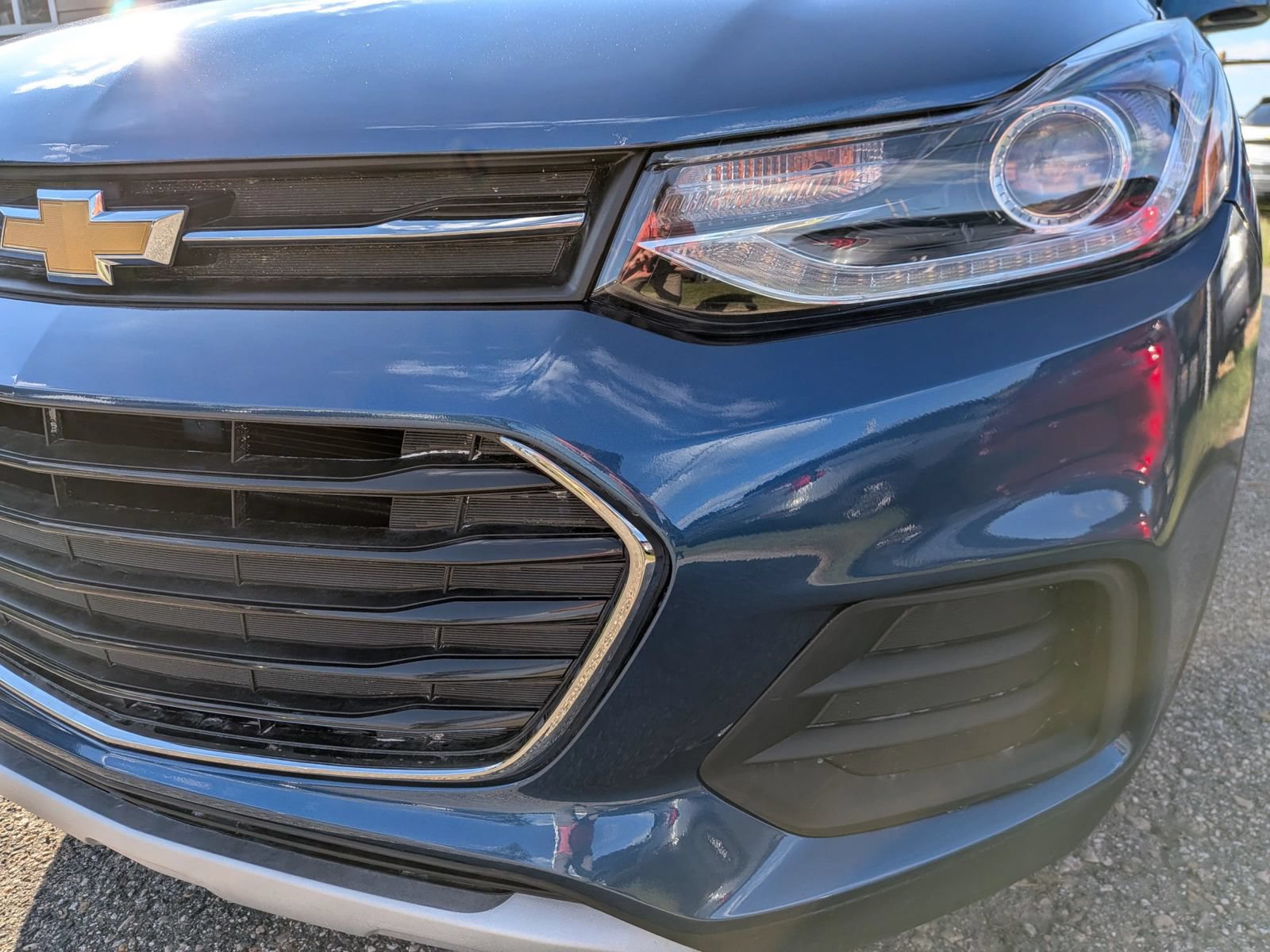 Used 2020 Chevrolet Trax LT FWD image 9