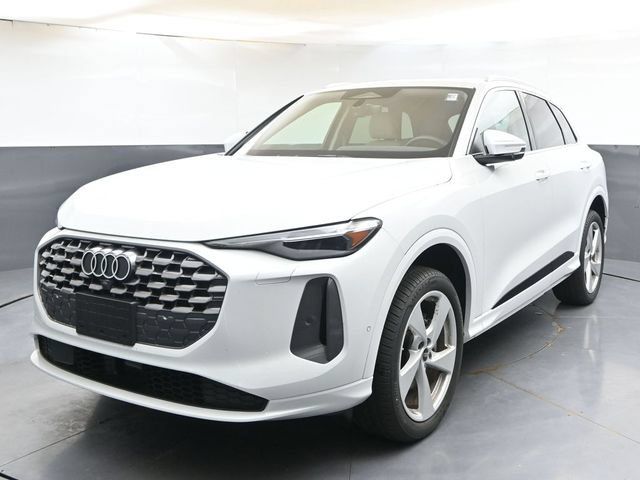 New 2026 Audi Q5 Premium Plus AWD/4WD image 1