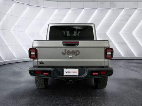 Used 2020 Jeep Gladiator Rubicon AWD/4WD image 5