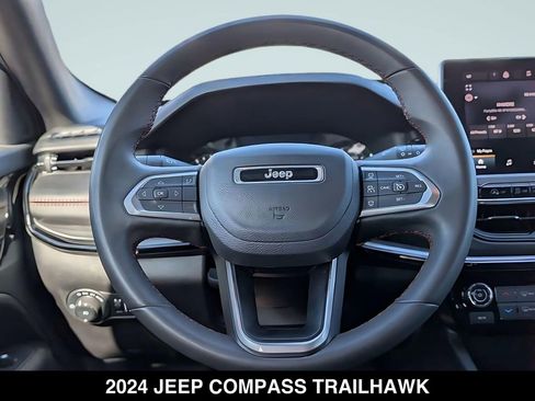 Used 2024 Jeep Compass Trailhawk AWD/4WD image 19