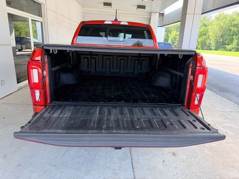 Used 2019 Ford Ranger XLT w/ Equipment Group 302A Luxury AWD/4WD image 9
