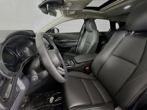 New 2025 MAZDA CX-30 AWD 2.5 S w/ Preferred Package image 16