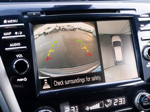 Used 2024 Nissan Murano SV image 4