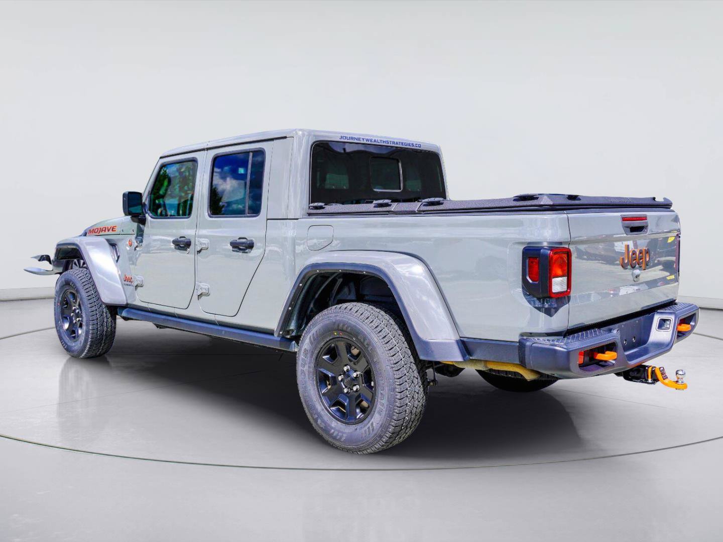 Used 2022 Jeep Gladiator Mojave w/ Trailer Tow Package AWD/4WD image 8