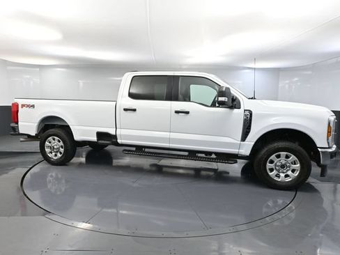 Used 2024 Ford F350 XLT w/ FX4 Off-Road Package AWD/4WD image 4