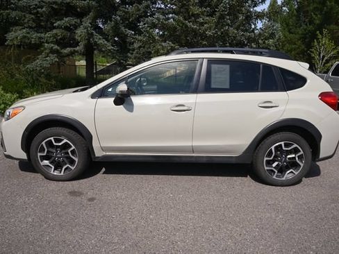 Used 2016 Subaru Crosstrek 2.0i Limited AWD/4WD image 2