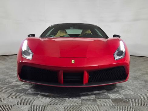 Used 2017 Ferrari 488 GTB RWD image 5