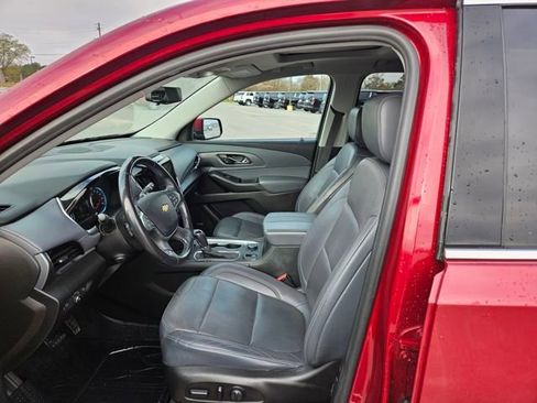 Used 2019 Chevrolet Traverse Premier w/ LPO, Floor Liner Package image 9